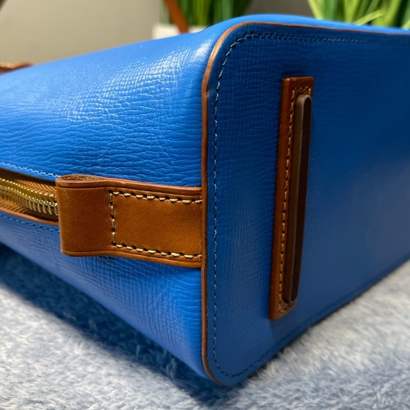 Dooney and Bourke - Blue Bag with Red interior- Like new condition - Picture 6 of 16